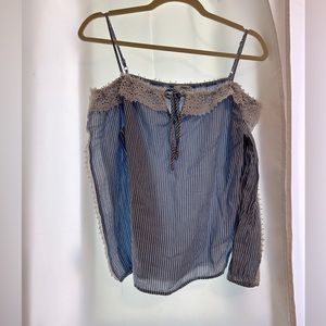 Off the shoulder blouse with lace details